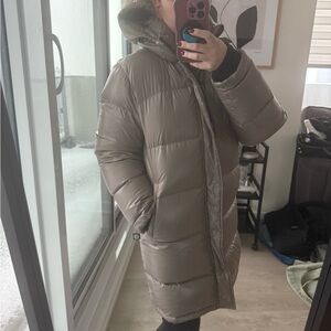 Aritzia Taupe Puffer Jacket